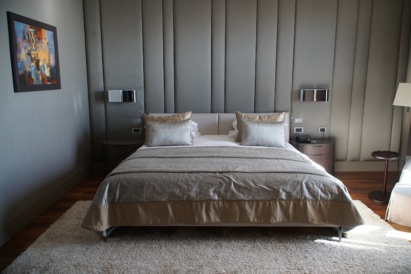 فندقُ الأوراسيّ 2