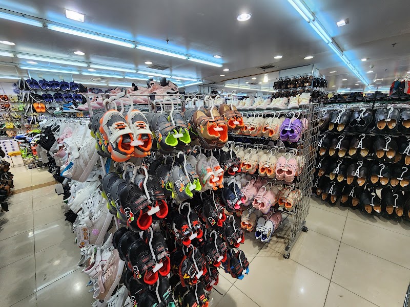 سوق إم آر جي سنتر 3