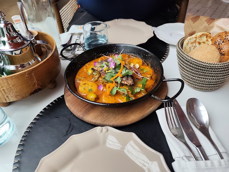 مطعم السليمانة والسقف 4