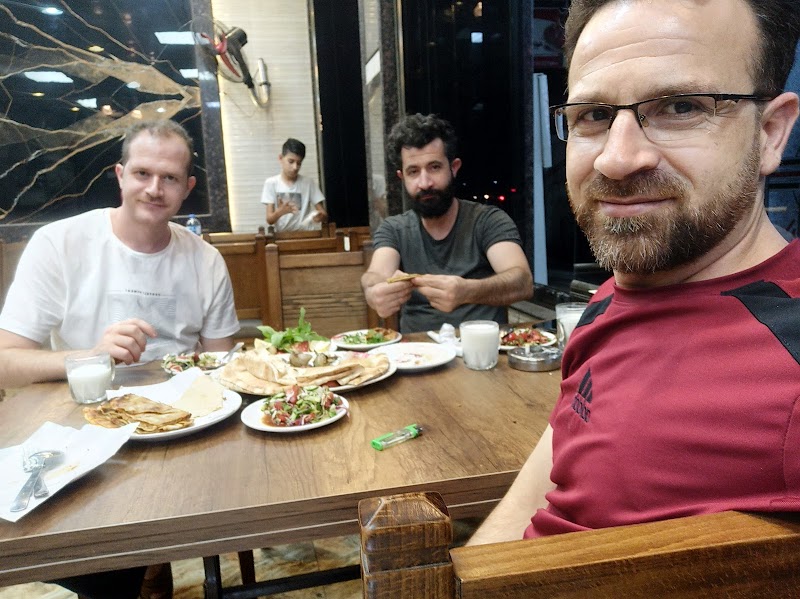 مطعم الشلال شحود