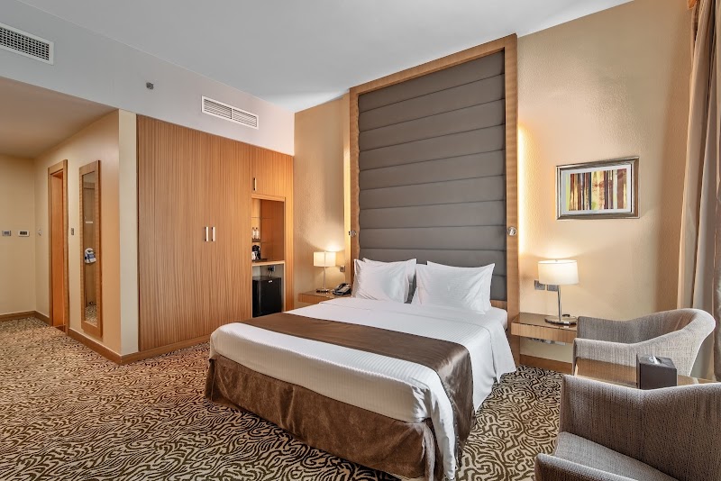 فندق كوبثورن الشارقة