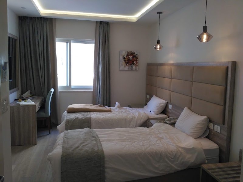 فندق صنرايز 6