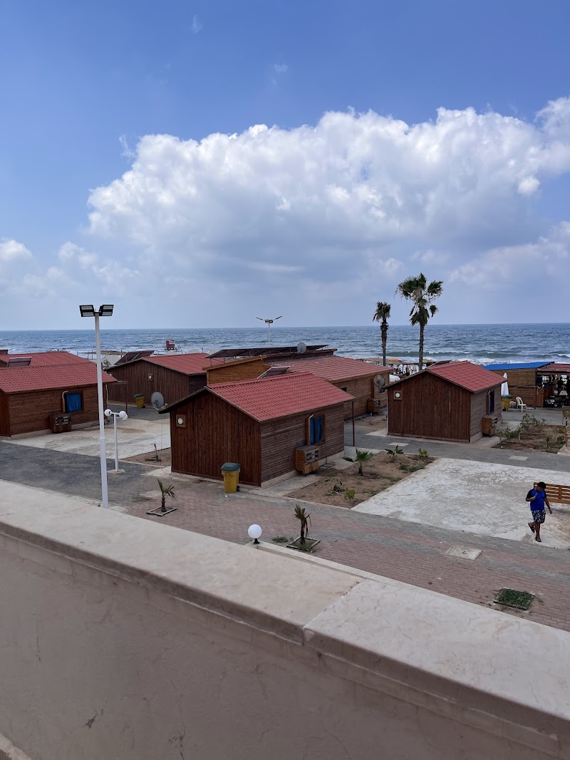 شاطئ الكرنك العائلي