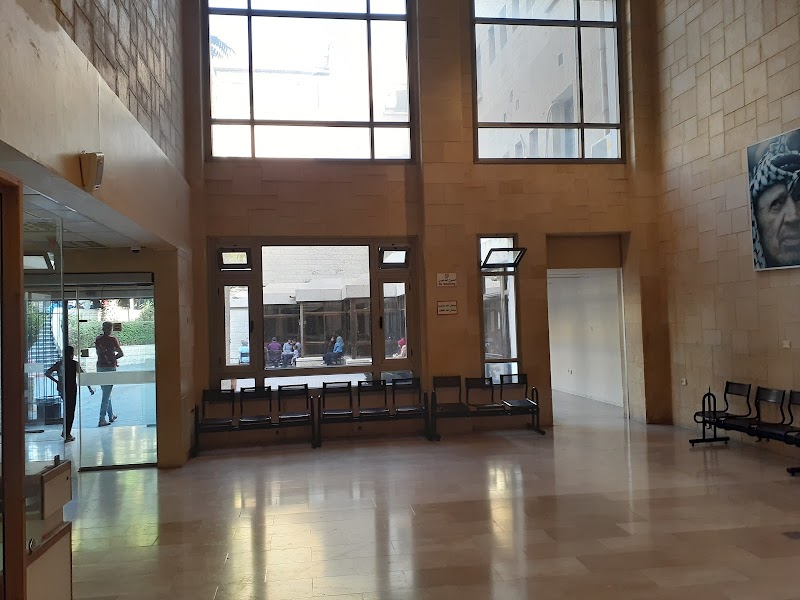 مستشفى الخليل الحكومي 8