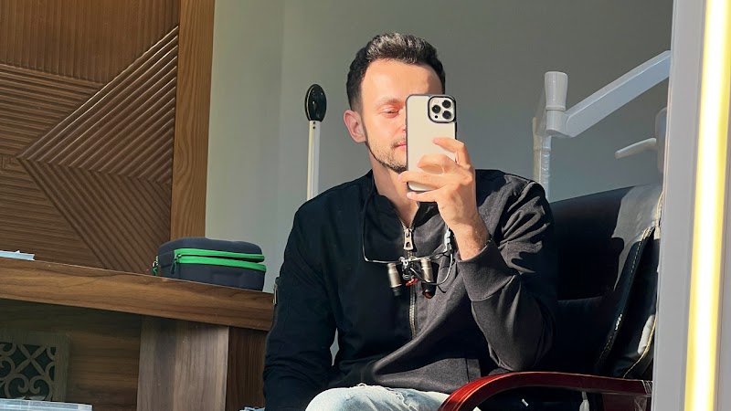 دكتور مصطفي عبدالمنعم عسكريه مركز ميدتاون لطب الفم و الاسنان بالمنصوره (طبيب اسنان) Dr Mostafa Askarya Midtown Dental Center