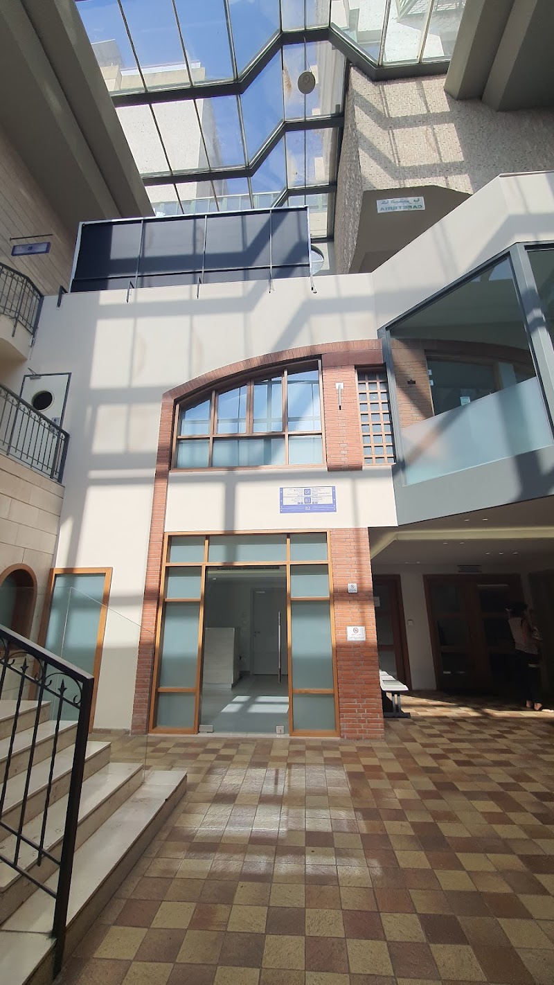 مستشفى جبل لبنان الجامعي 3