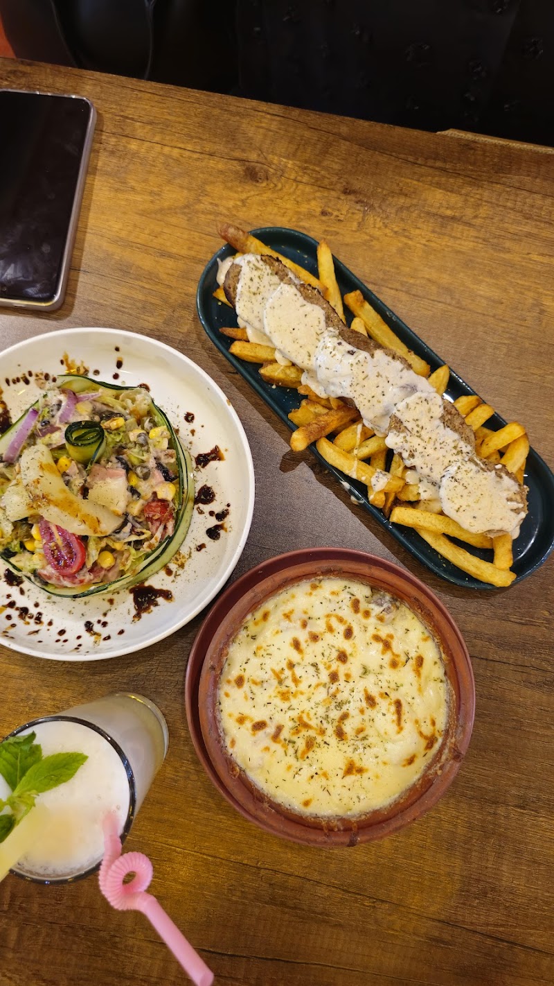 اللوبي الإستوائي 3