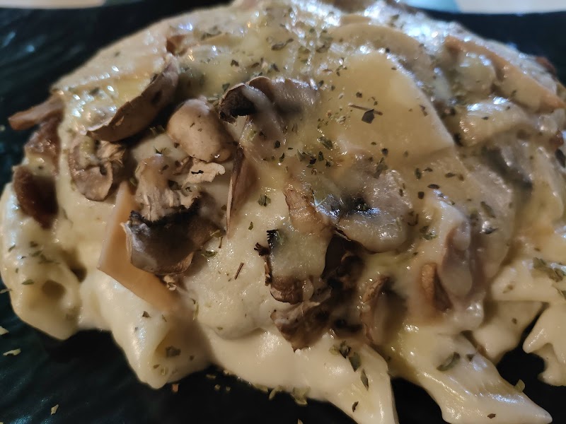 كافيه دي روما اللاذقية 3