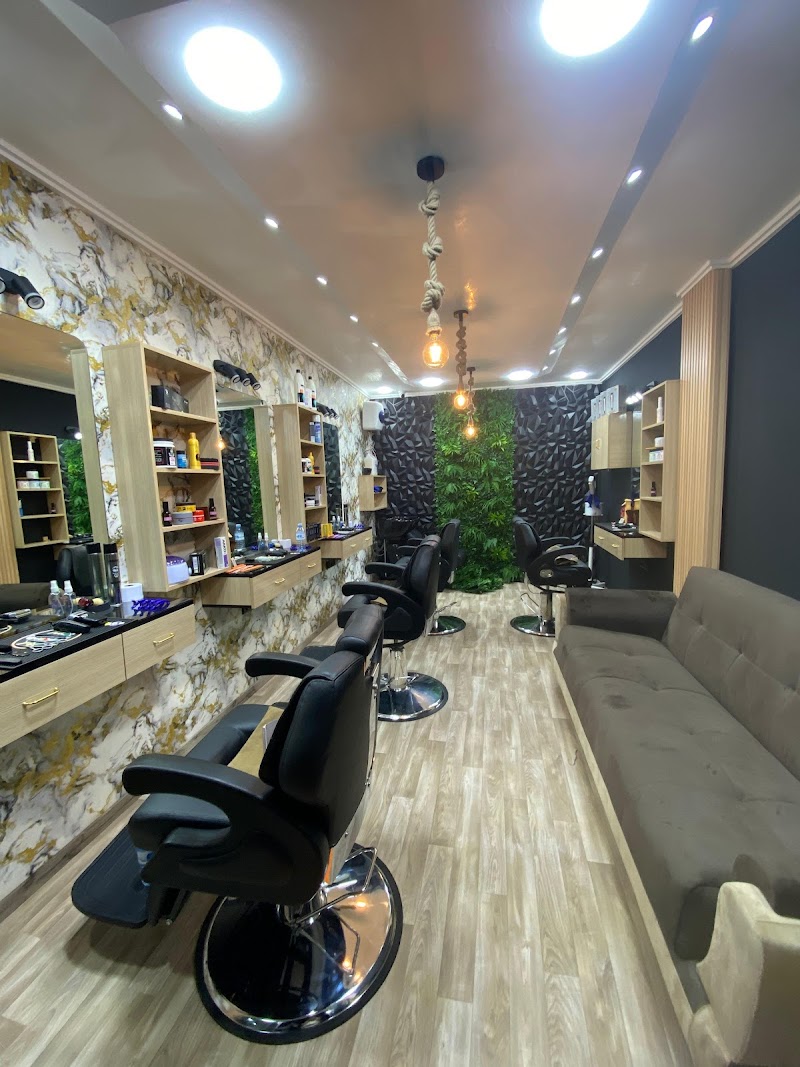 مصنع القصات باربر شوب