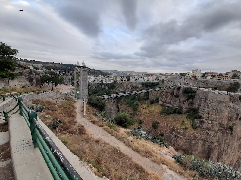 نصب الأموات 4