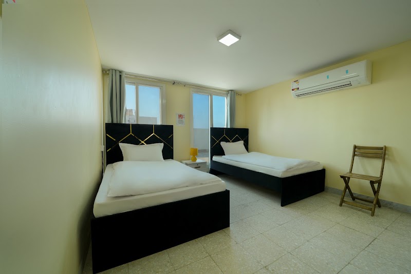 نزل الشاطئ القمري 2