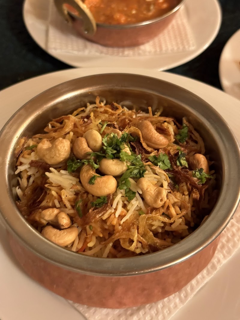 مطعم السفير للمأكولات الهندية 2 4