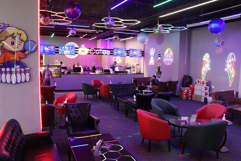 روك إن بولينغ ومقهى