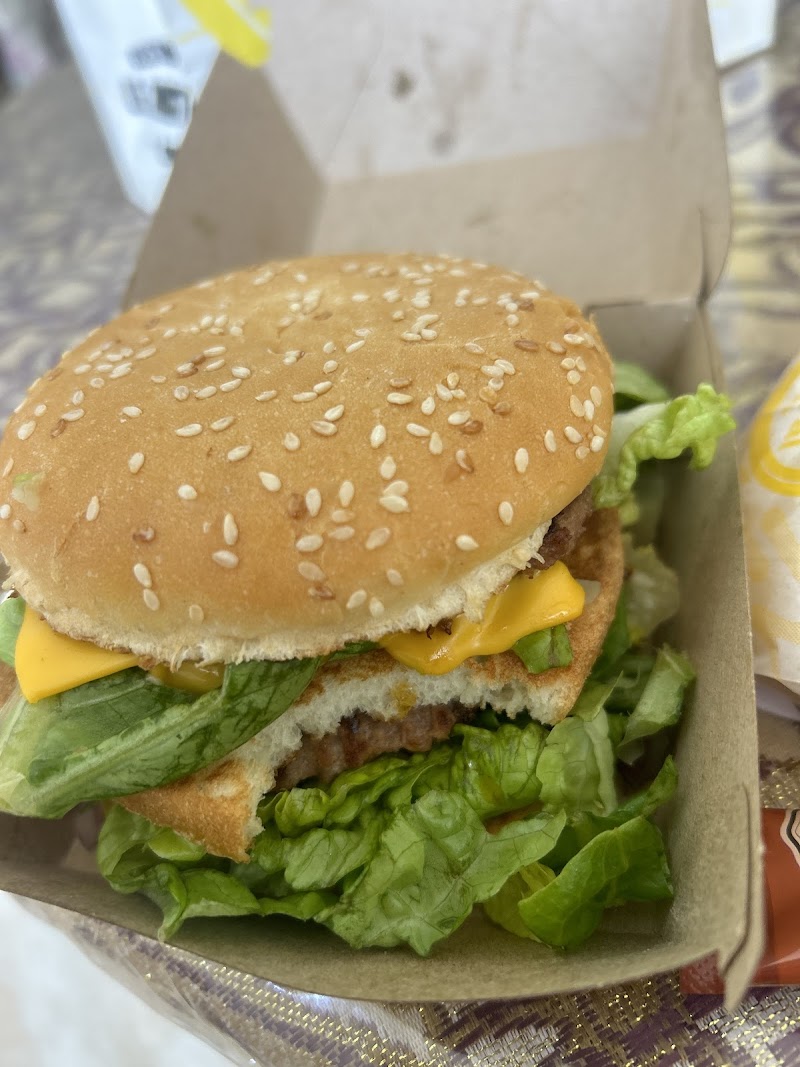 مسترال مطعم مقهى 3