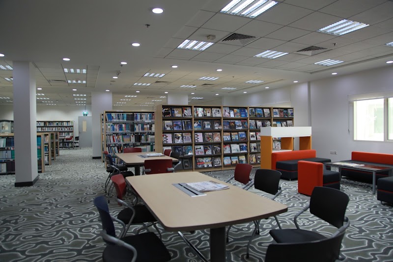 جامعة الفجيرة 4