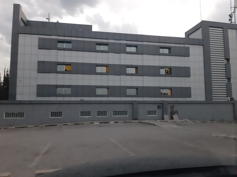 مركز العائلة الطبي 2