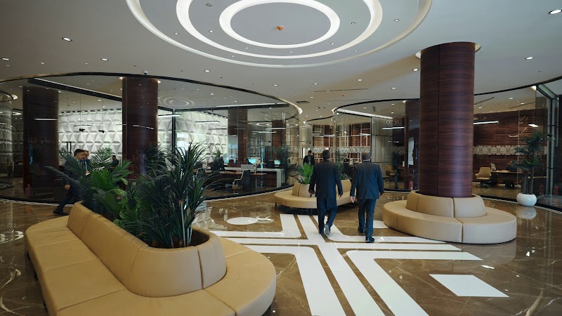 بنك عدن الأول 2