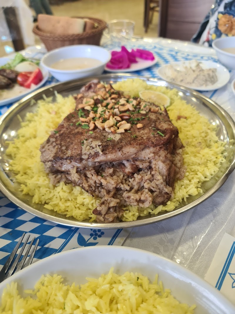 مطعم العم صالح 8