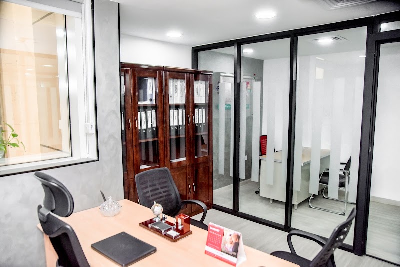 معهد فور سكلز للتدريب 3