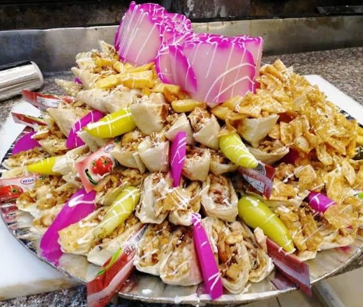 مطعم عنا و بس 2