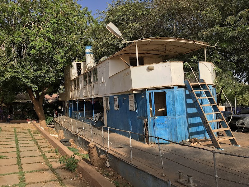 نادٍ قوارب النيل الأزرق و سفينة ميليك 2