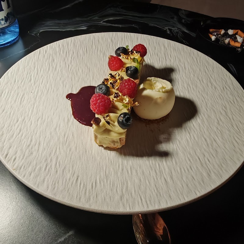 مطعم القرود 2