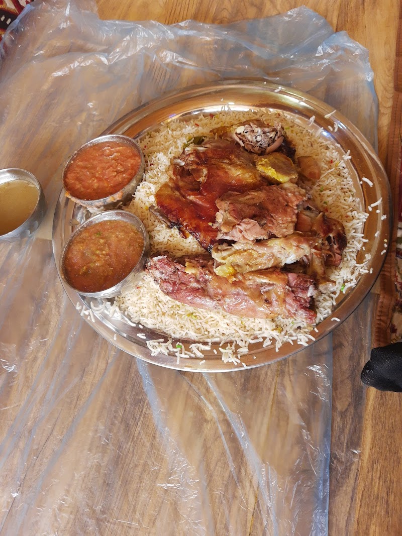 مطعم القلعة 2