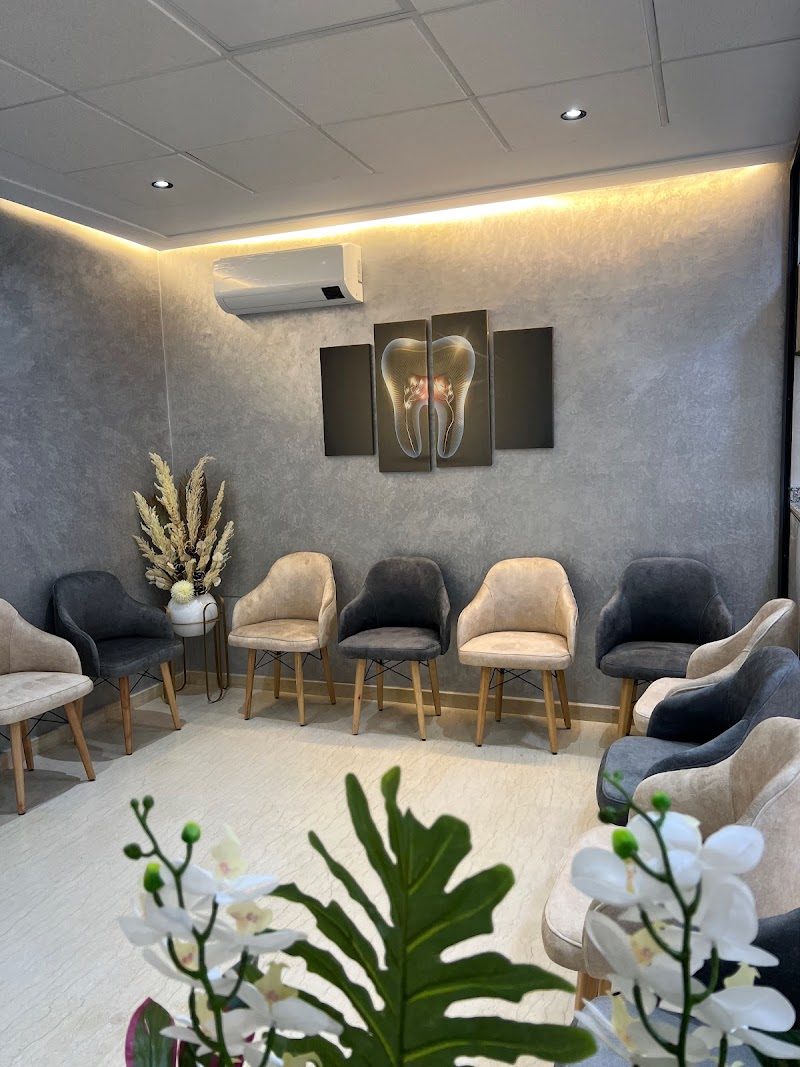 عيادة الدكتور مرنسي عثمان 3