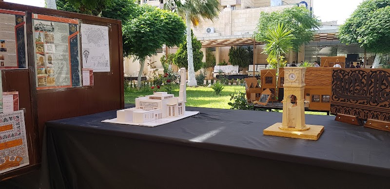 فندق كارلتون 4