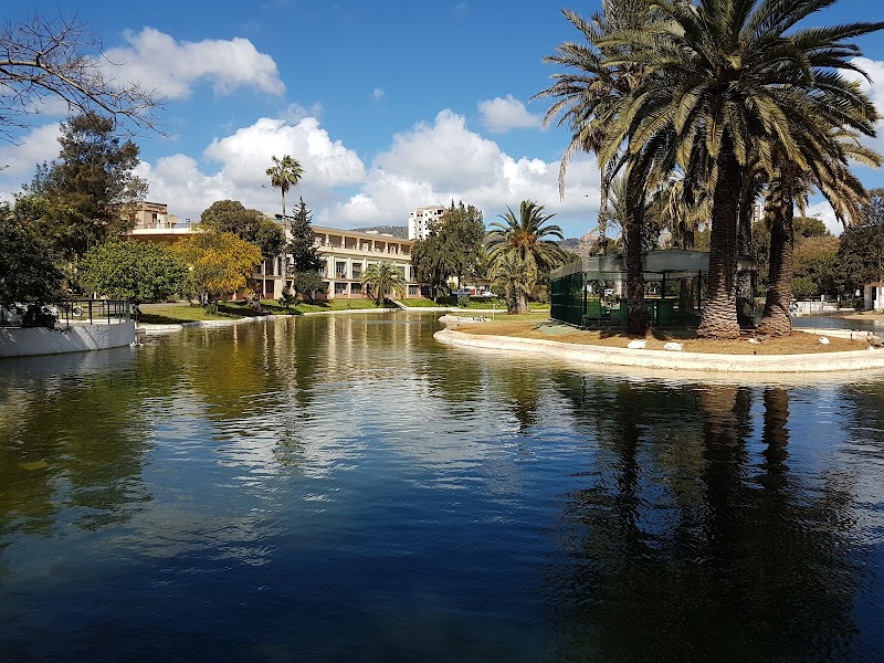 حديقة الحيوان العمومية المدينة الجديدة