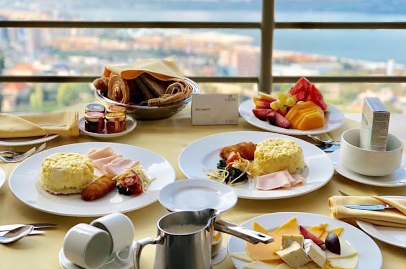 حديقة المطعم الملكي 2