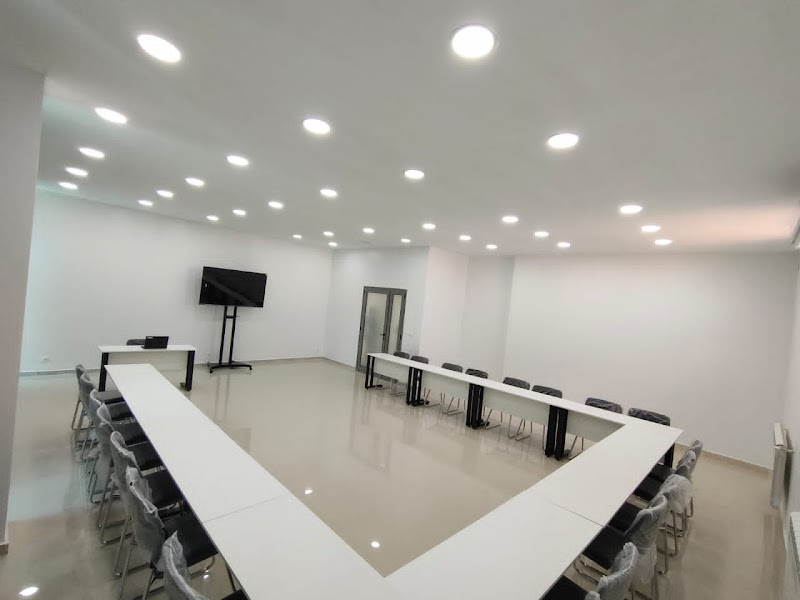 مدرسة إنساك للأعمال قسنطينة 2