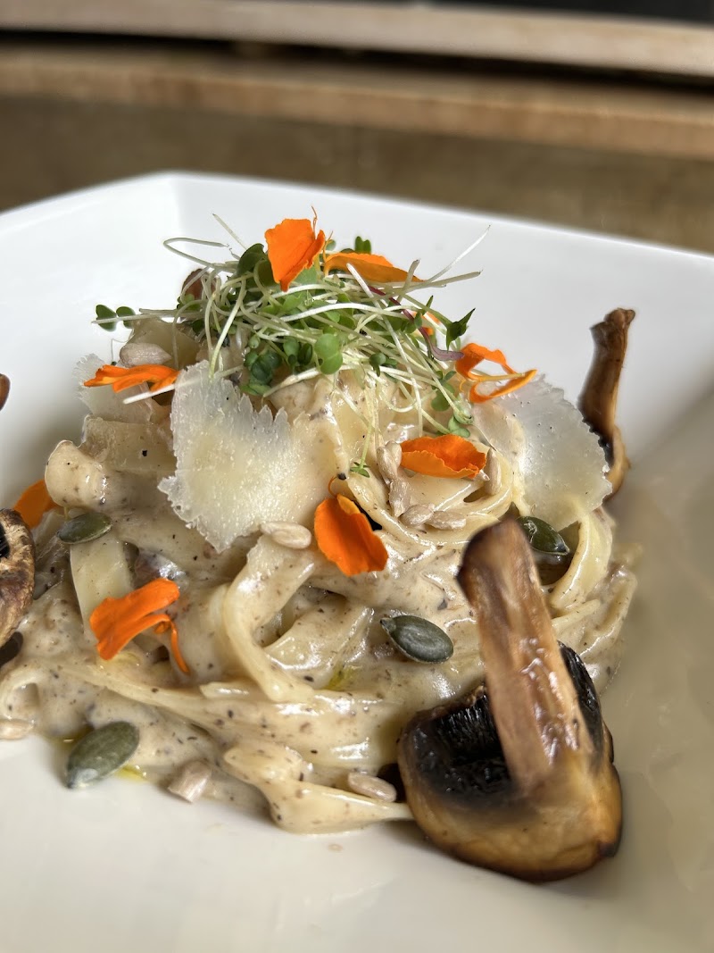 اللحظة - مقهى مطعم 3