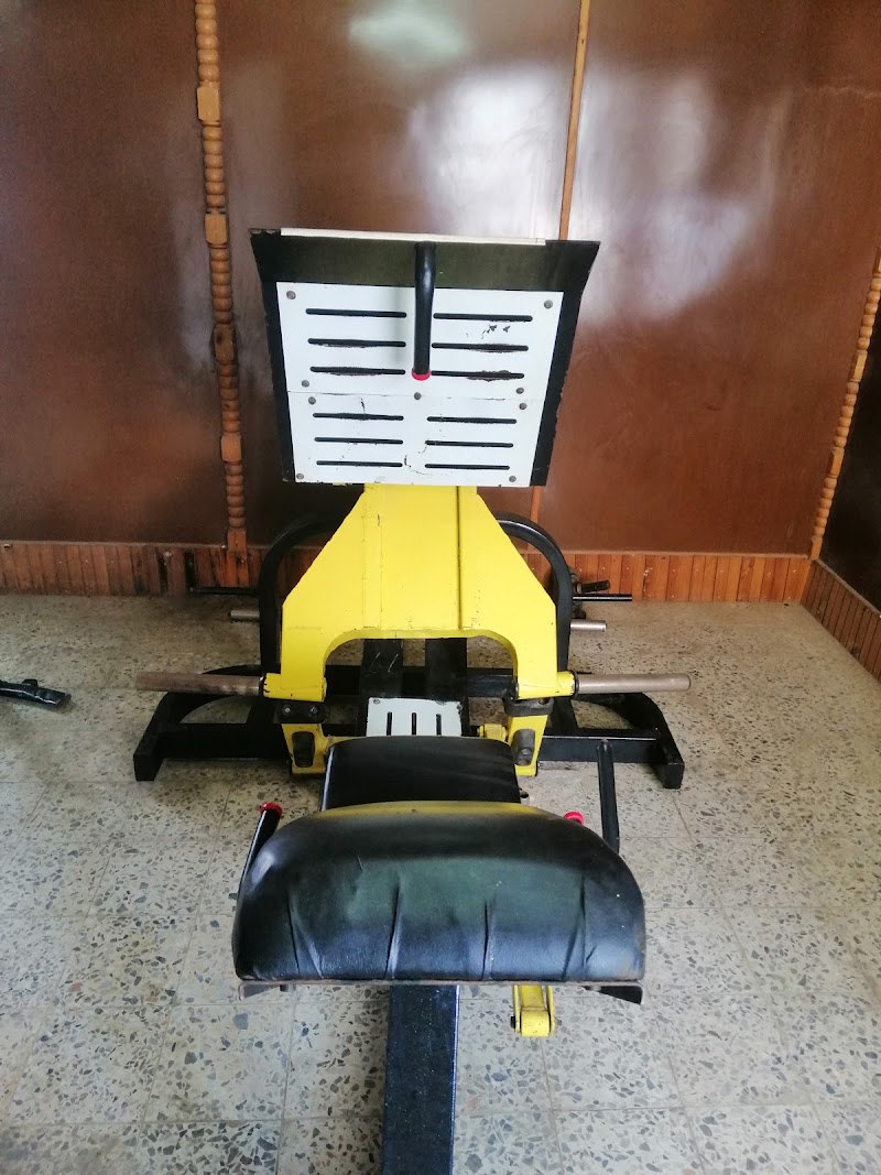 صالة رفع الاثقال 2