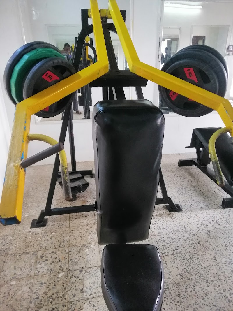 صالة رفع الاثقال 4