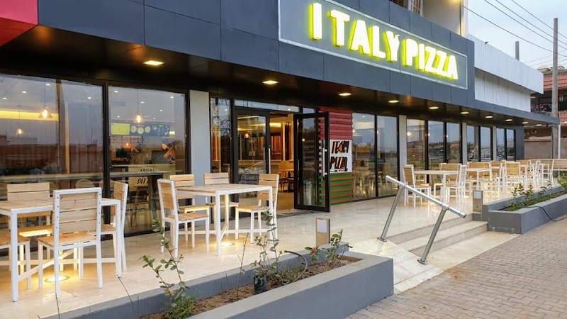 إيطالي بيتزا