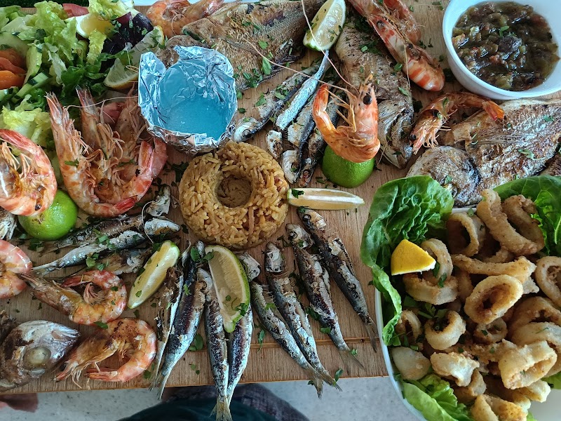 مطعم المارينا 4