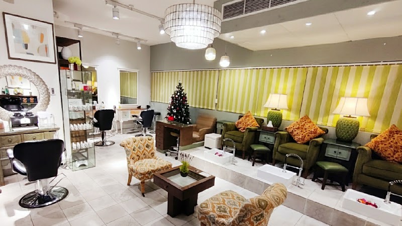 جمال وسلم سبا