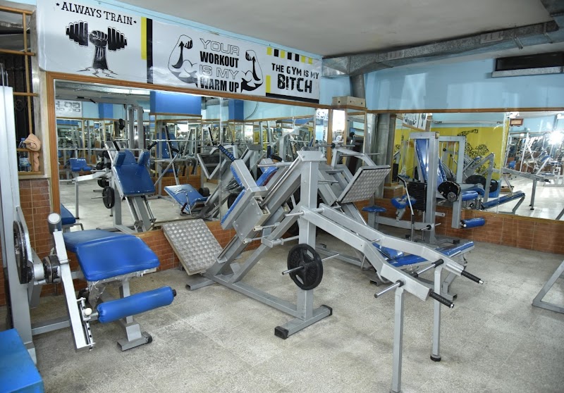 نادي بلاتينوم للياقة البدنية 4