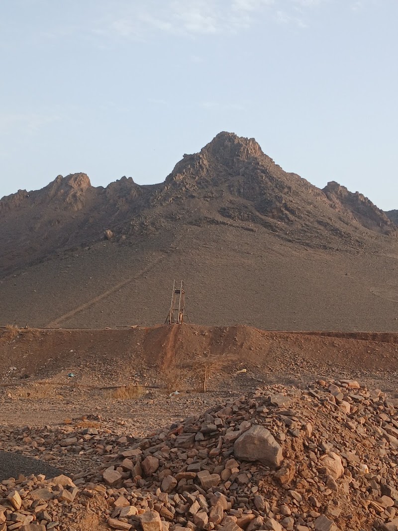 مكتب توزيع 2