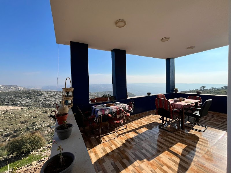 بيت البستان وأم قيس 3