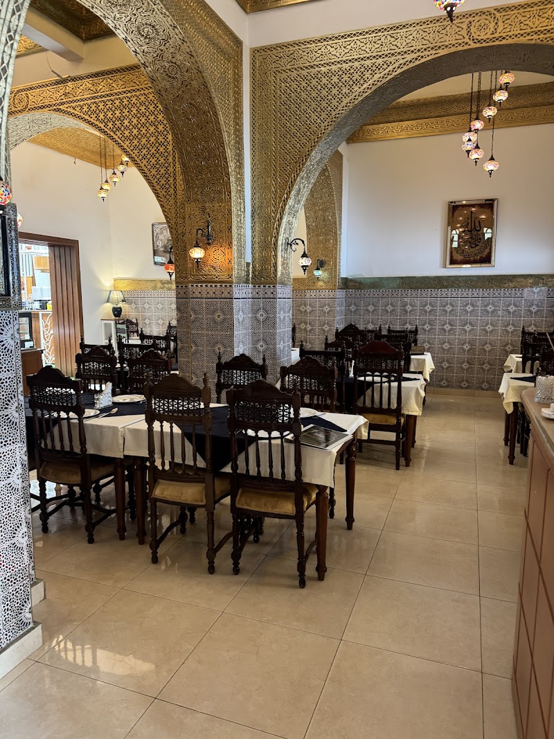 مطعم السفير