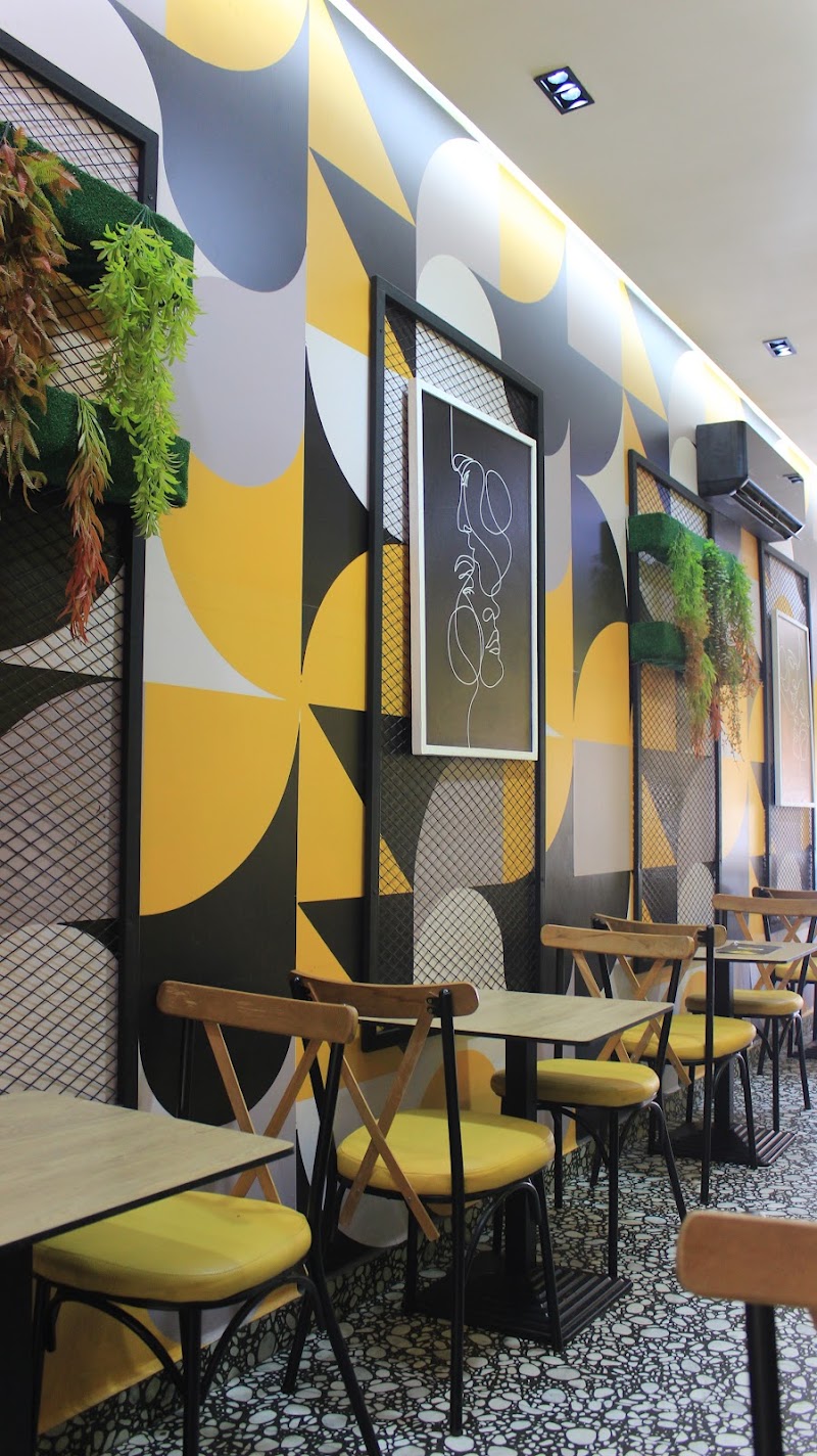 شاورما إخوان