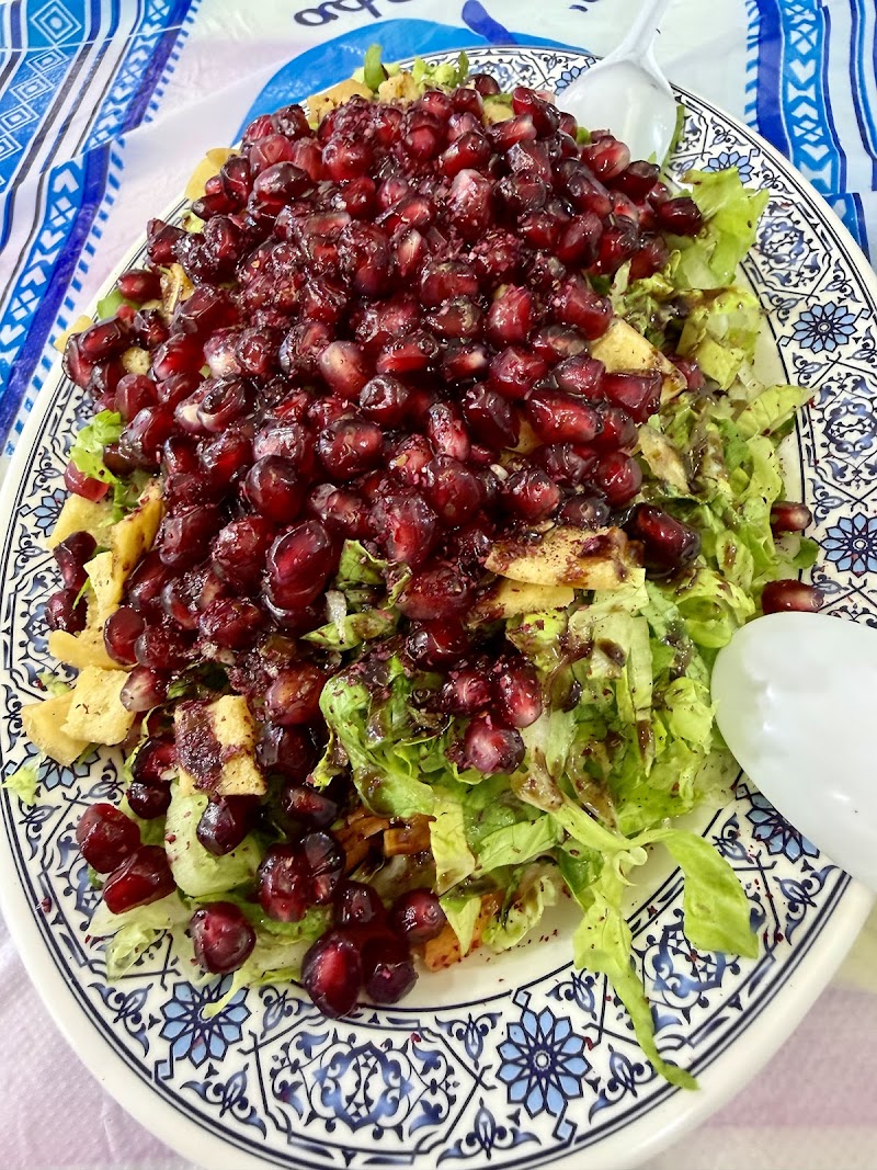 مطعم البيرق 2