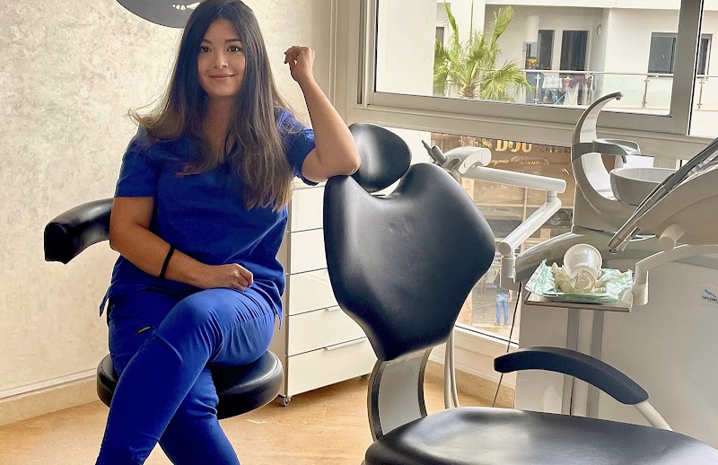 مركز أسنان سُنَبا - د. شيماء أبو الحسن