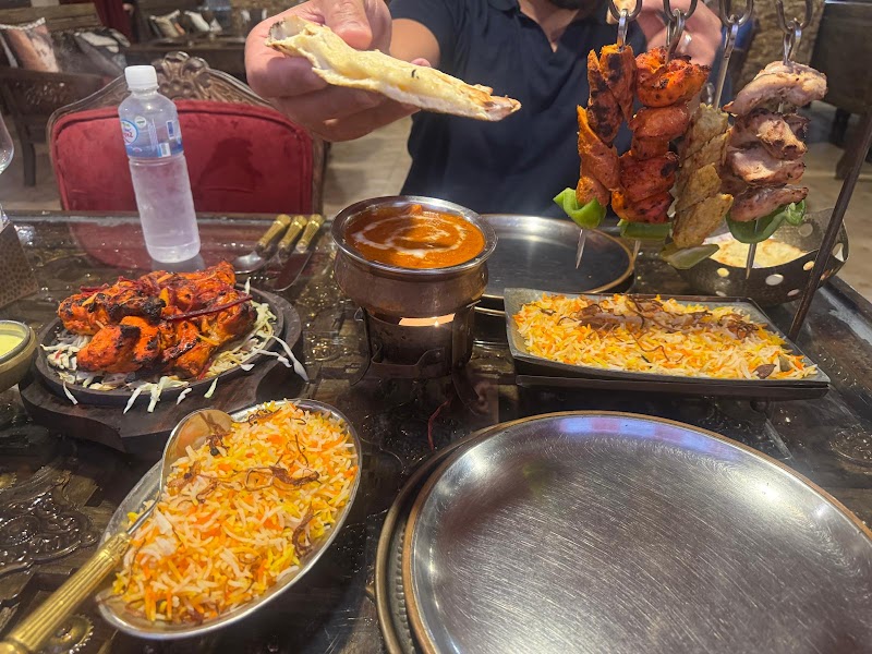 مطعم بوليوود 3