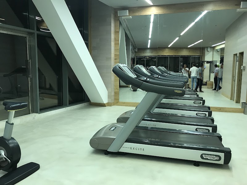 اكتشف منتجع سبا باي لو ميريديان 3