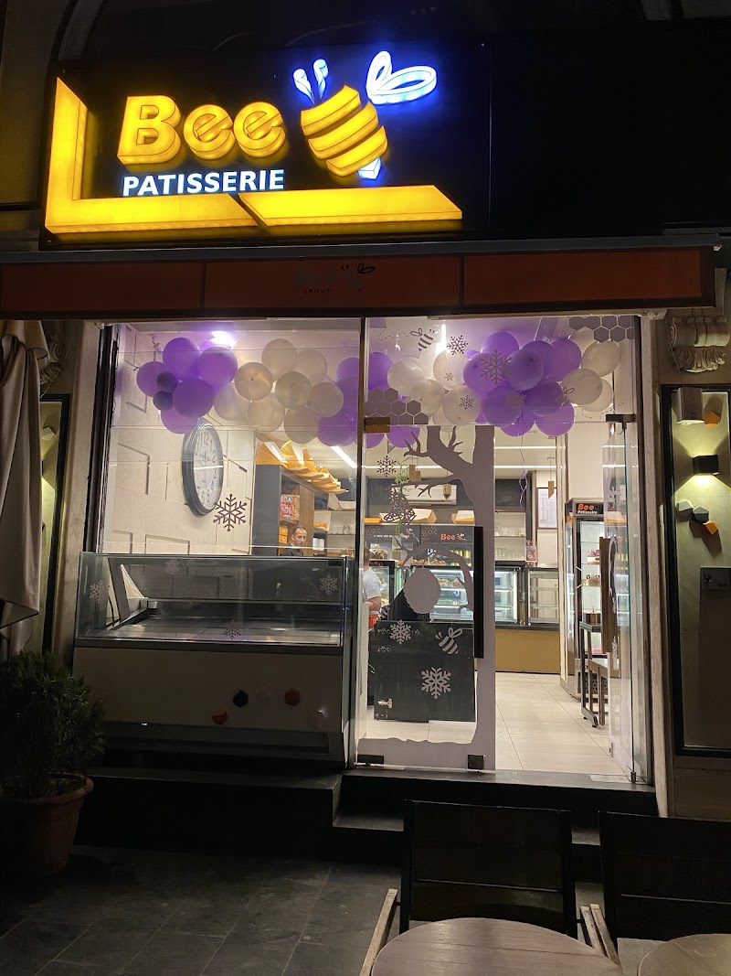 Bee باتisserie 4