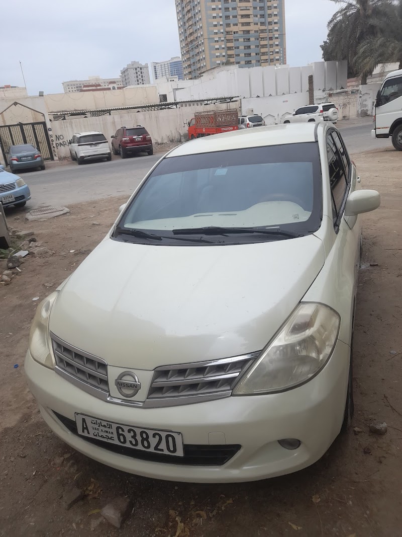 ميكانيكي سيارات وخدمة إصلاح السيارات 2