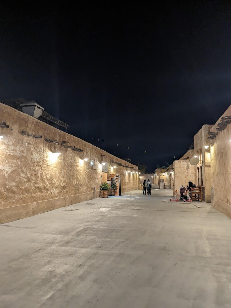 سوق الوكرة 2